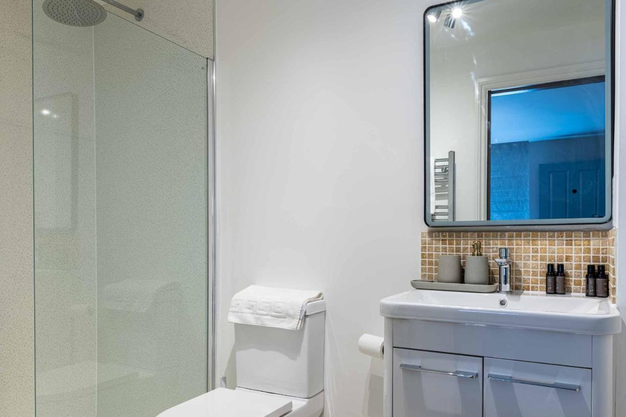 Modern, Relaxing 1 Bed Apartment Bath Eksteriør bilde